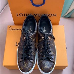 Louis Vuitton Frontrow Sneakers